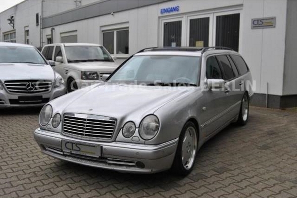 Za prodaju Mercedes E 55 AMG, bivši auto Michaela Schumachera