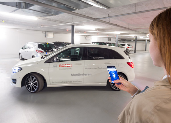 Bosch tehnologija pretvara svakog u parking profesionalca