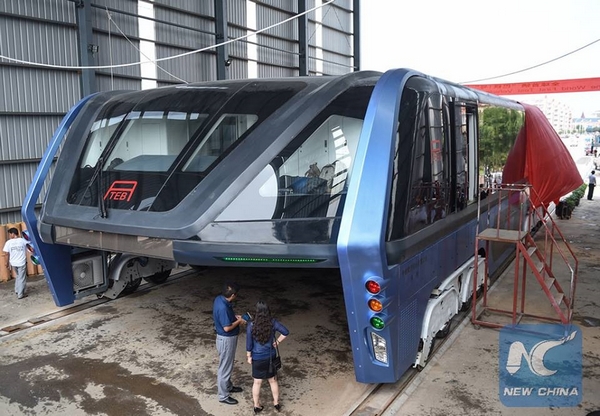 Kinezi već isprobali lebdeći autobus (FOTO + VIDEO)