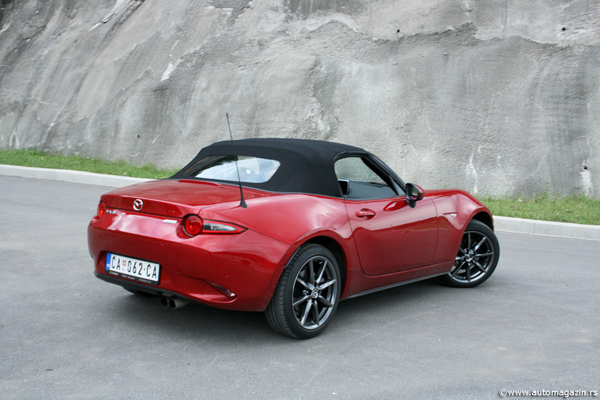 Testirali smo: Mazda MX-5 2.0 Skyactiv-G160 