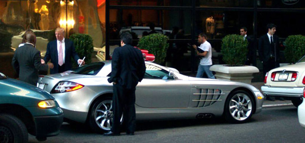 Donald Trump - verovatno se pitate koje automobile je vozio (FOTO)