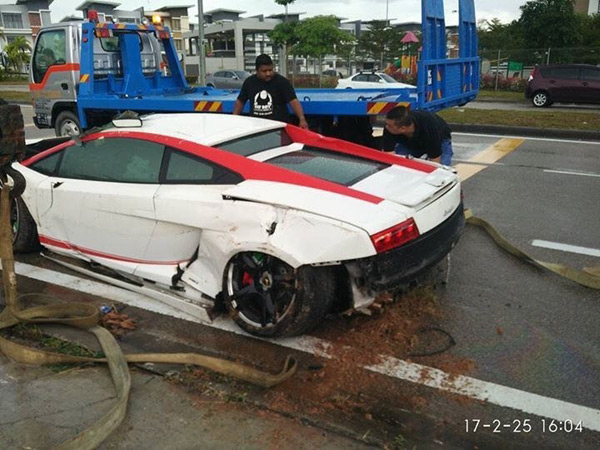 Za 18. rođendan dobio je od roditelja Lamborghini - pogledajte gde je završio (FOTO)