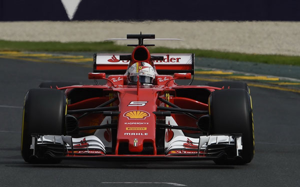 F1 Australija 2017 - Ferrari se vratio! Vettel pobedio ispred Hamiltona