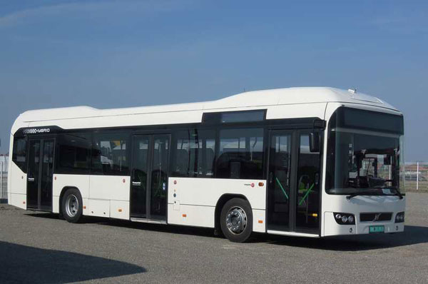 Čačanski Autoprevoz prvi kupac Volvo hibridnih autobusa na zapadnom Balkanu