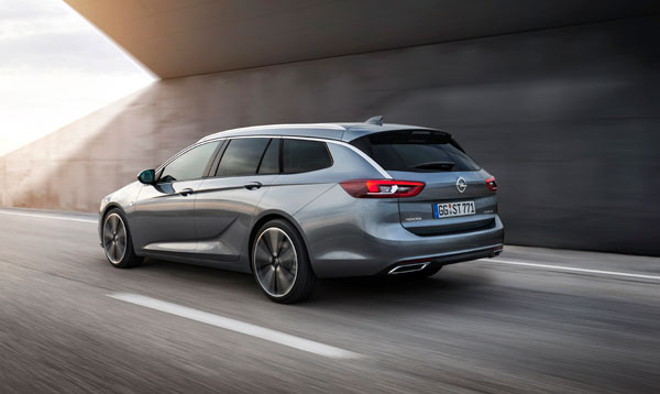 Nova Opel Insignia Grand Sport i Sports Tourer - dinamična, prostrana, inovativna