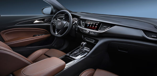 Nova Opel Insignia Grand Sport i Sports Tourer - dinamična, prostrana, inovativna