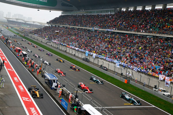 F1 - Hamilton po sistemu start-cilj pobedio u Kini