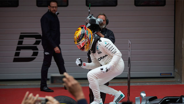 F1 - Hamilton po sistemu start-cilj pobedio u Kini