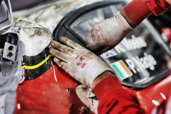 Potpuno demoliran Citroën C3 WRC mehaničari su uspeli da vrate u trku (VIDEO)