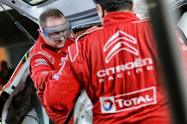 Potpuno demoliran Citroën C3 WRC mehaničari su uspeli da vrate u trku (VIDEO)
