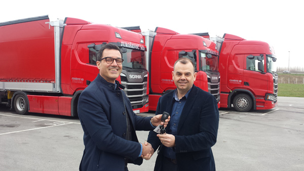 Prvih 10 Scania nove generacije za prevoznika iz Vrbasa