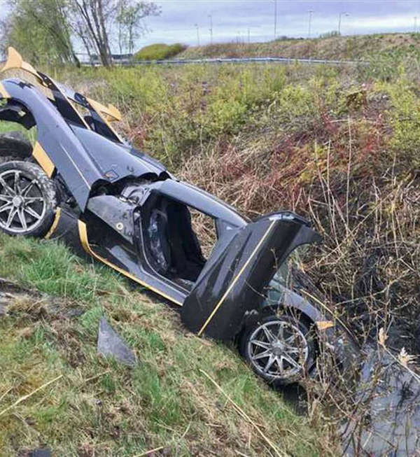 Koenigsegg Agera RS uništen tokom testiranja - posada u bolnici