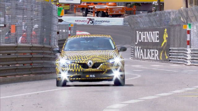 Renault Megane RS (2018) na ulicama Monte Carla (VIDEO)