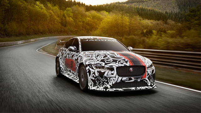 Jaguar priprema XE sa motorom od 600 konjskih snaga (foto+video)