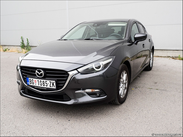 Testirali smo: Mazda3 Sport 1.5 Skyactiv-D