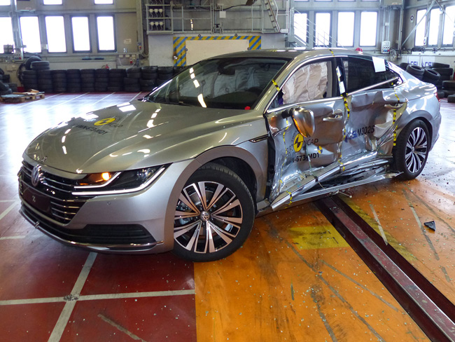 Volkswagen Arteon dobio maksimalnih 5 Euro NCAP zvezdica za bezbednost