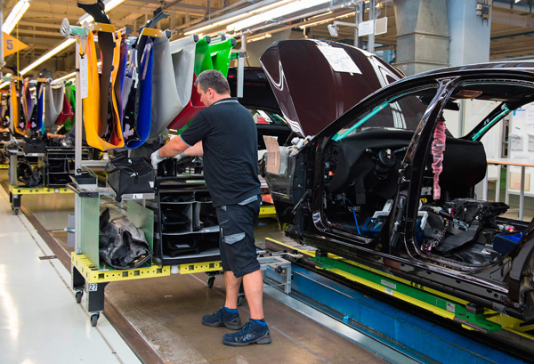 Mercedes-Benz S-Klasa sama napustila proizvodnu liniju