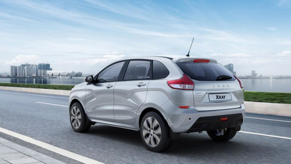 Lada X-Ray Exclusive - luksuz na ruski način (FOTO)