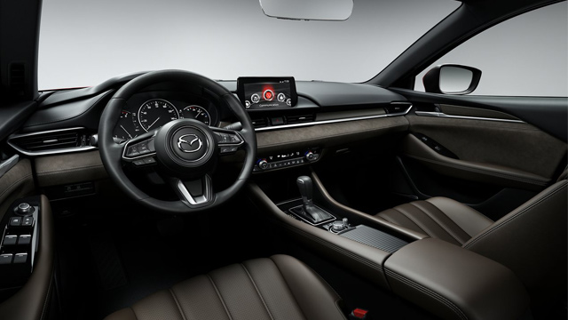 Mazda pokazala podmlađenu šesticu - prve fotografije i info