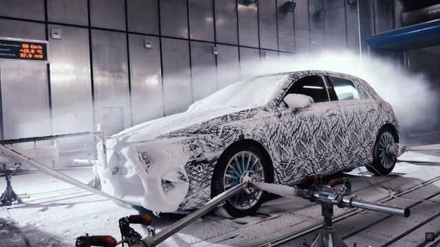 Mercedes-Benz nam otkriva novu A-Klasu (VIDEO)