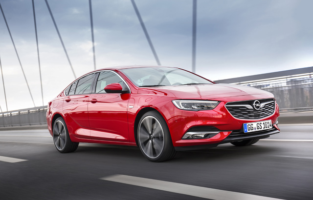 Već primljeno 100.000 porudžbina za novu perjanicu, Opel Insigniju
