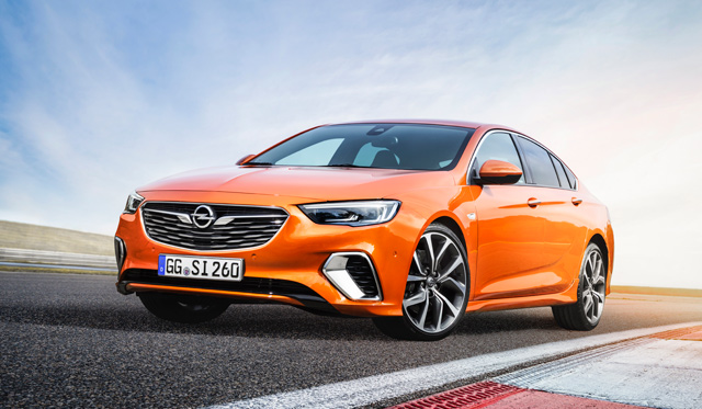 Već primljeno 100.000 porudžbina za novu perjanicu, Opel Insigniju