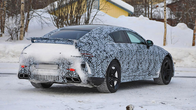 Mercedes-AMG GT sa četvoro vrata spreman za Ženevu - špijunske fotografije