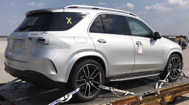 Novi Mercedes-Benz GLE snimljen praktično bez maske! (FOTO)