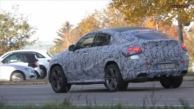 Mercedes-Benz GLE Coupe snimljen na nemačkim ulicama 2019 (VIDEO)