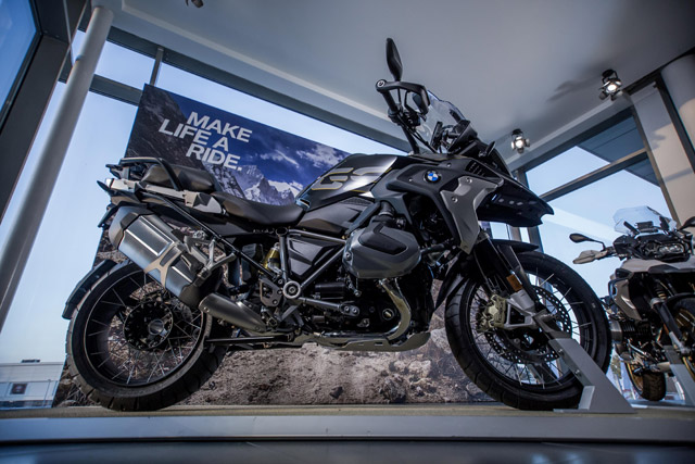 U novom BMW Motorrad salonu premijerno predstavljen BMW R 1250 GS