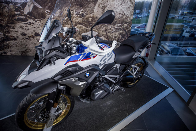 U novom BMW Motorrad salonu premijerno predstavljen BMW R 1250 GS