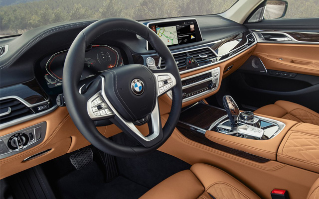 BMW serije 7 - Modernizovana limzina je tu! (prve FOTO)