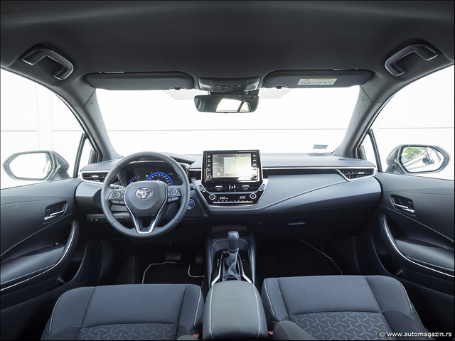 Testirali smo: Toyota Corolla 1.8 Hybrid - zbogom dizelu!