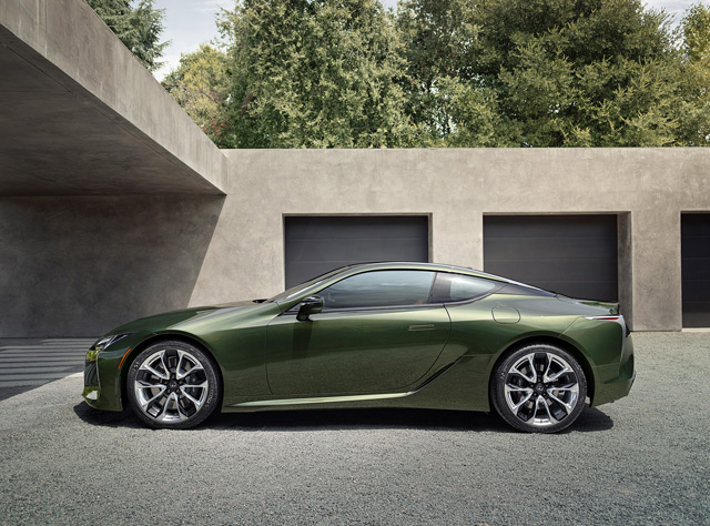 Lexus LC Limited Edition (2020) - Spaja klasičnu paletu boja s pionirskim dizajnom