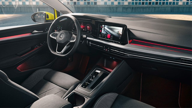 Pogledajte kako izgleda unutrašnjost novog VW Golfa 8 (VIDEO)