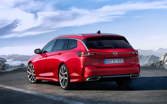 Brza perjanica: Opel Insignia GSi debituje na Salonu automobila u Briselu 