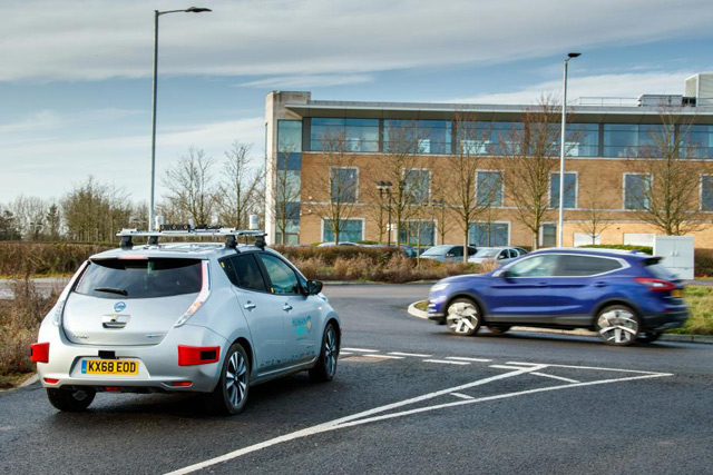 Nissan Leaf kompletira najduže i najkompleksnije putovanje autonomnim automobilom u Velikoj Britaniji