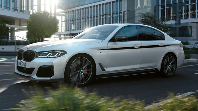 BMW predstavio komponente iz serije M Performance za osveženu seriju 5 - na karbonu se nije štedelo (FOTO)