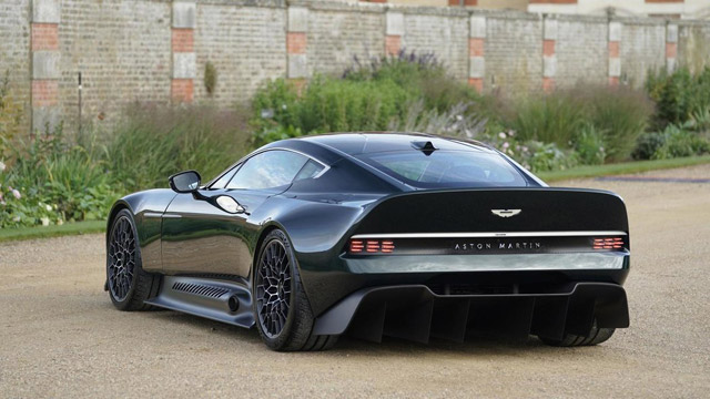 Aston Martin Victor - V12 sa manuelnim menjačem, da moguće je!