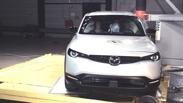 Mazda MX-30 osvojila pet zvezdica na Euro NCAP testiranju