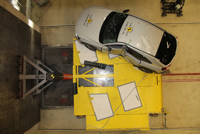 Mazda MX-30 osvojila pet zvezdica na Euro NCAP testiranju