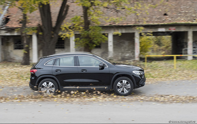 Testirali smo: Mercedes-Benz GLA 200d (FOTO)