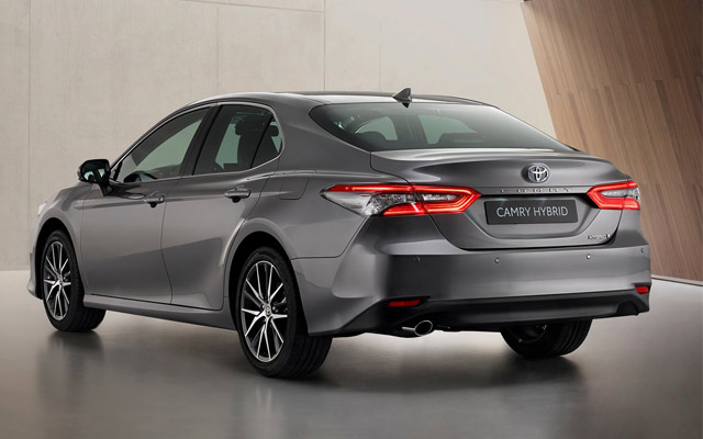 Toyota Camry prošla modernizaciju - ima novi Infotainment i unapređene sisteme