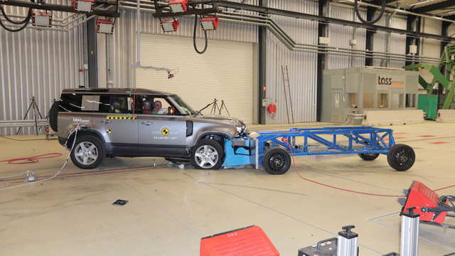 Land Rover Defender 110 dobio maksimalnih 5 Euro NCAP zvezdica za bezbednost