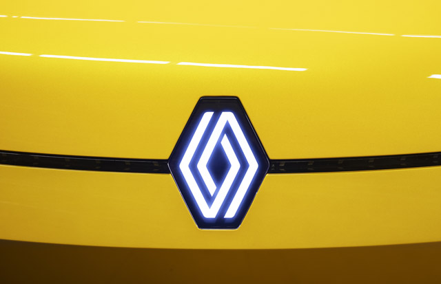Renault predstavio novi logotip (VIDEO)