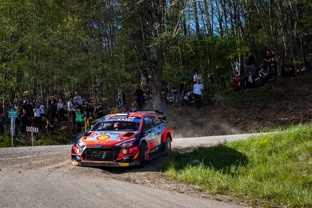 Rally Croatia 2021 - Ogier u vođstvu, ali tesno (FOTO)