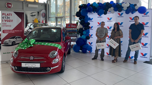 Valvoline i Auto kuća Kole - Zemun uručili Fiat 500 Hybrid Dolcevita srećnom dobitniku