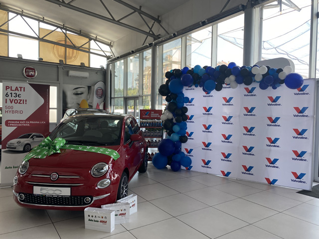 Valvoline i Auto kuća Kole - Zemun uručili Fiat 500 Hybrid Dolcevita srećnom dobitniku