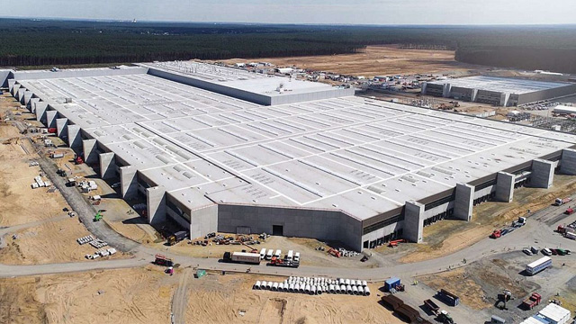 Nemačka Tesla Gigafactory je skoro gotova, ali još uvek ne može da počne sa radom. Blokiraju je ekološki aktivisti