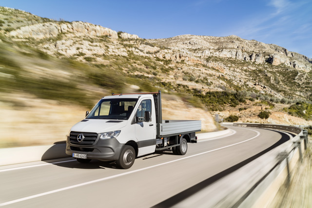 Mercedes-Benz predstavio unapređeni Sprinter